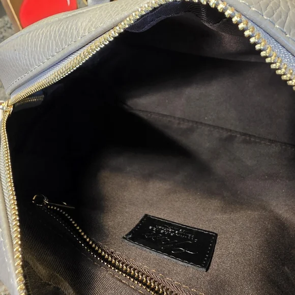 Price Drop!! Genuine Leather Warm Grey Barrel Bag by Divina Firenze NWT - Picture 8 of 8